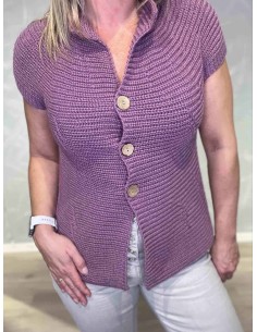 Strikvest med knapper | lavendel | TIPPY 2