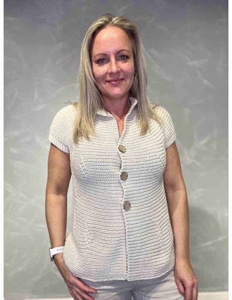 Strikvest med knapper | Beige | TIPPY