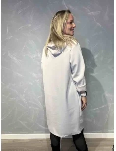 Sand sweatkjole med hætte og kængurulomme til kvinder – Tippy Collection 2