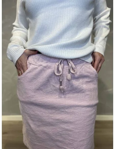 Snøre og lommer på rosa fløjl nederdel – TIPPY