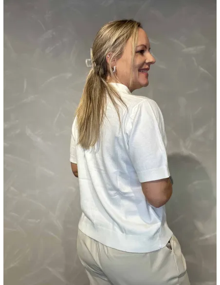 Bagside af milk cardigan i let strik til kvinder – TIPPY