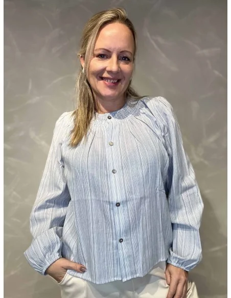 Blå stribet skjorte med smock hals til kvinder – TIPPY Design