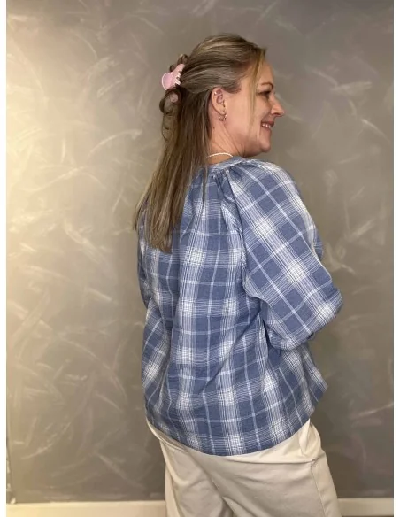 Bagside af jeans blå kort ternet skjorte til kvinder – TIPPY