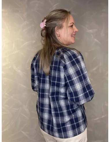 Bagside af navy skjorte med store tern til kvinder – TIPPY