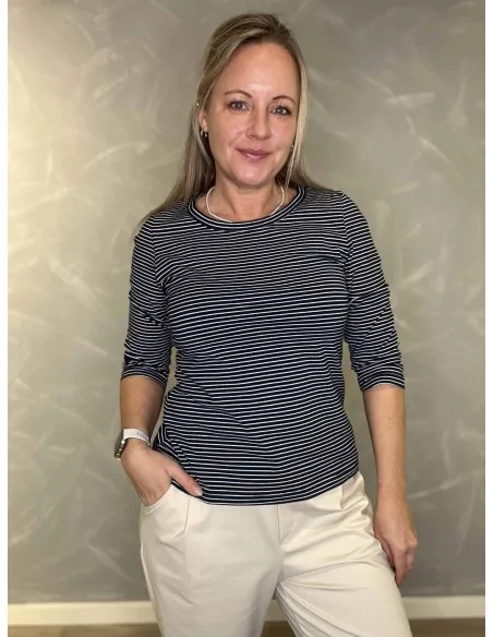 Navy/milk 3/4 ærmet stribet t-shirt til kvinder – Design by TIPPY