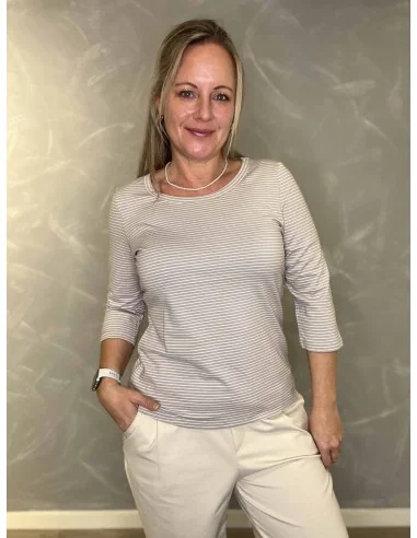 Sand/milk 3/4-ærmet stribet t-shirt til kvinder – Design by TIPPY