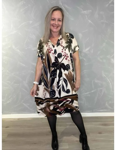 Sort botanisk kjole med bladprint til kvinder – TIPPY Collection