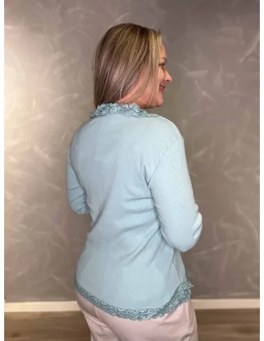 Bagside af mint rib bluse med blondekanter – TIPPY