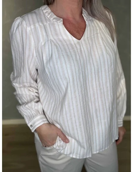 “V-hals og stribet design på beige bluse – TIPPY