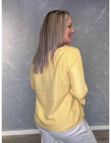 Bagside af gul bluse til kvinder – TIPPY