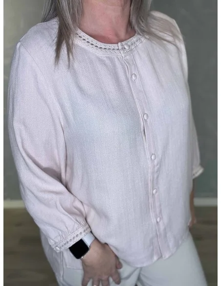 Broderet hals på rose skjorte – TIPPY