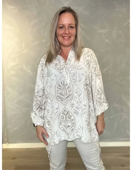 Sand skjortebluse med mønster og opsmøg på ærmer til kvinder – Tippy Collection