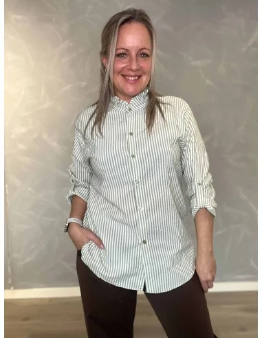 Grøn stribet skjorte med flæsekrave til kvinder – Tippy Collection