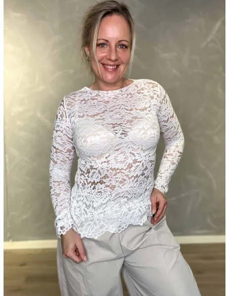 Hvid blondebluse til kvinder – TIPPY Collection