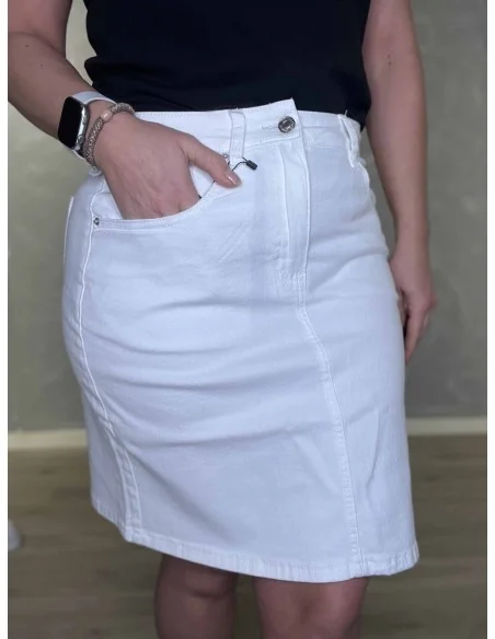 Lynlås og knap på hvid kort denim nederdel – TIPPY