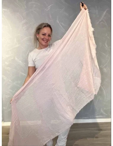 Let vævet struktur på rosa tørklæde – TIPPY