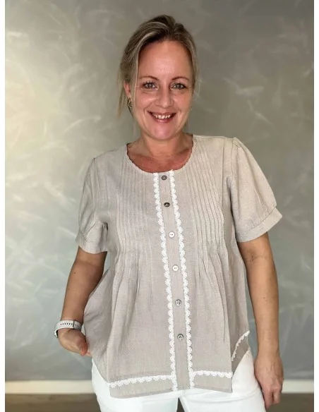Sand bluse med broderi peplum til kvinder – Design by TIPPY
