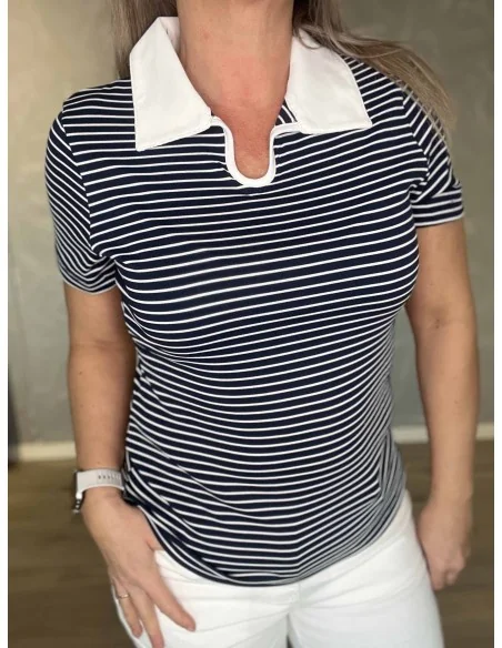 Polokrave på navy og hvid stribet t-shirt – TIPPY