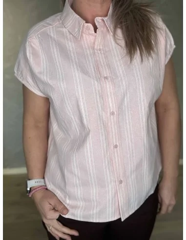 Nærbillede af stribet stof på skjorte – TIPPY