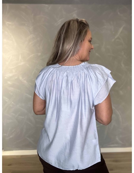 Bagside af sky bluse til kvinder – TIPPY