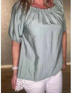 Grøn bluse med blonde skørt til kvinder – TIPPY collection 2