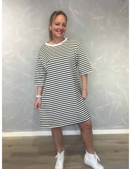 Sort/hvid sweatkjole med striber til kvinder – TIPPY Collection