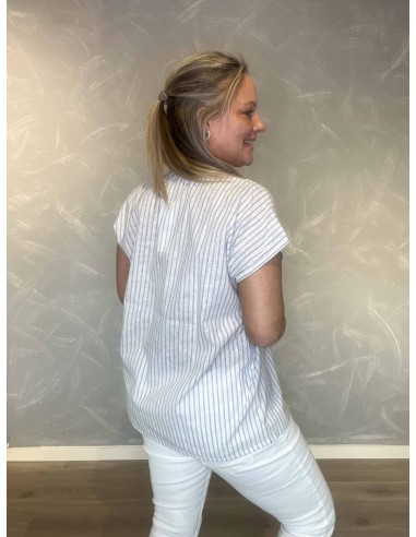 Bagside af sky t-shirt til kvinder – TIPPY