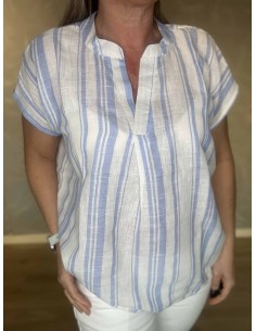 Sky t-shirt med brede striber og V-hals til kvinder – Design by TIPPY 2