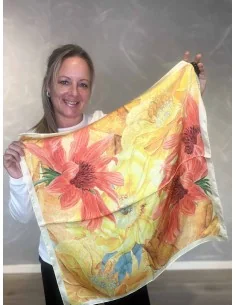 Gul tørklæde med blomsterprint til kvinder – TIPPY Italian Select 2