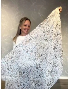 Off white langt tørklæde med blomsterprint til kvinder – TIPPY Italian Select 2