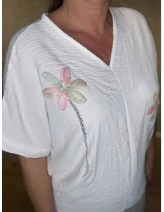 Hvid bluse med tylblomst og similisten til kvinder – TIPPY Collection 2