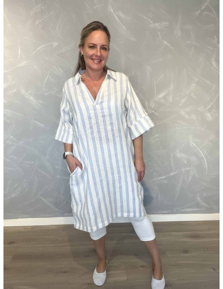 Sand/sky stribet tunika med krave til kvinder – Design by Tippy