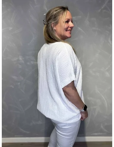 Bagside af hvid bluse til kvinder – TIPPY