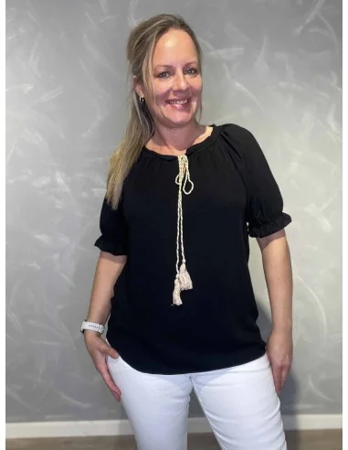 Sort bluse med snøre og pufærmer til kvinder – TIPPY Collection