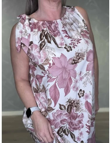 Skuldersløjfe på rosa kjole – TIPPY