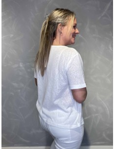 Hvid bluse med lag-på-lag til kvinder – TIPPY Design 2