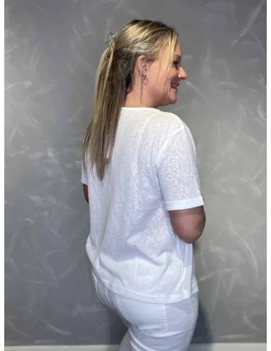 Bagside af hvid bluse til kvinder – TIPPY