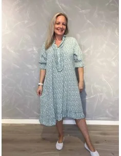 Grøn kjole med små blomster til kvinder – TIPPY Collection