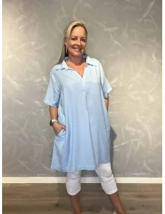 Sky tunika med krave og lomme til kvinder – Design by TIPPY