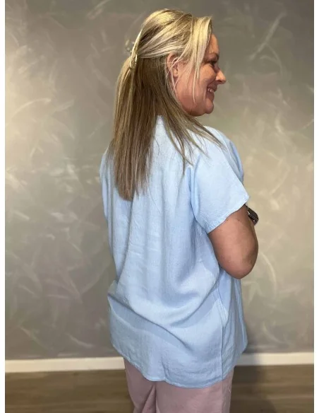 Bagside af sky bluse til kvinder – TIPPY