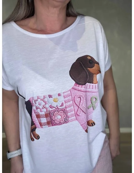 Gravhund print på hvid t-shirt – TIPPY