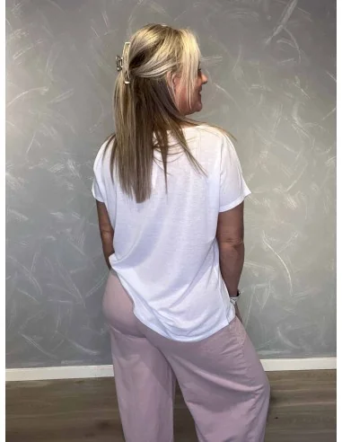 Bagside af hvid t-shirt til kvinder – TIPPY