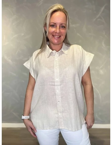 Sand stribet skjorte med box pasform til kvinder – Design by TIPPY