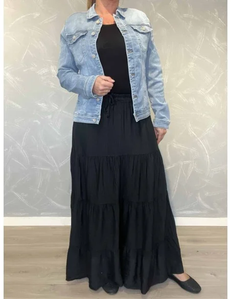 Sort nederdel med lag til kvinder – TIPPY Collection