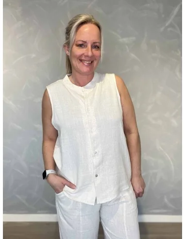 Knaplukning på sand skjorte – TIPPY