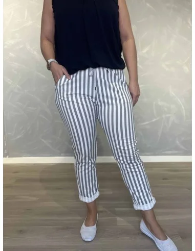 Lysgrå og hvid stribet sweatpants knickers med stræk til kvinder – TIPPY Italian Select