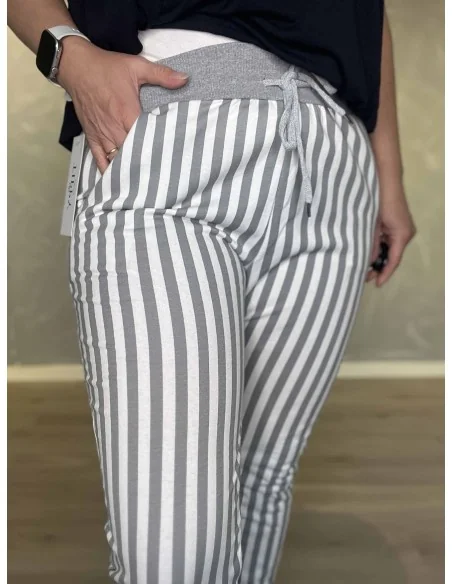 Snøre i talje på lysgrå og hvid stribet sweatpants knickers – TIPPY