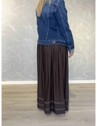 Bagside af brun maxi nederdel til kvinder – TIPPY