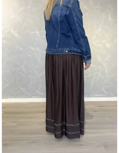 Bagside af brun maxi nederdel til kvinder – TIPPY