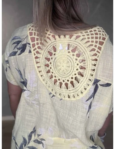 Broderet ryg på gul bluse – TIPPY